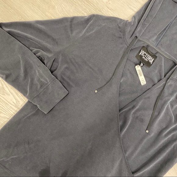 Victoria’s Secret Sport Wrap Hoodie Top NWT - Picture 3 of 9